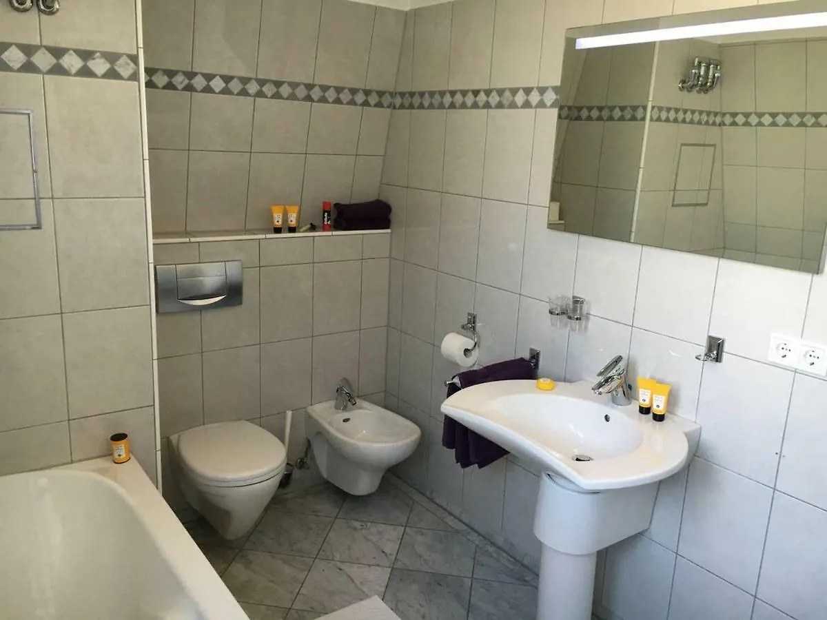 Ferienwohnung Luxury Rooftop Loft With River View 10Min To City Düsseldorf