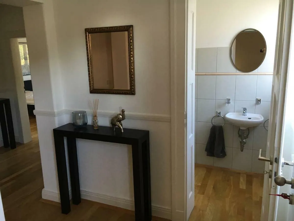 Ferienwohnung Luxury Rooftop Loft With River View 10Min To City Düsseldorf Apartment